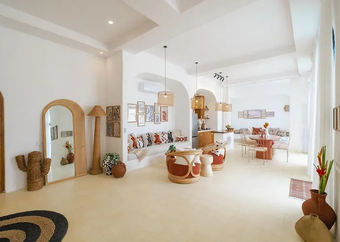 Ocean View 4br Design With Lap Pool & Rooftop Jacuzzi Villa