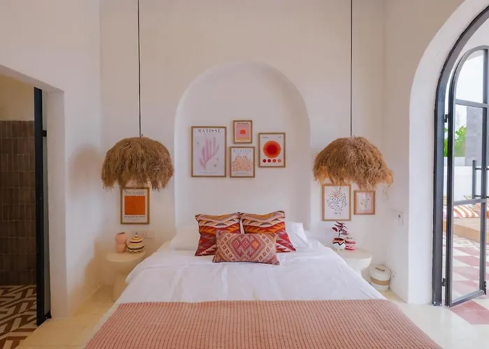 Villa Ocean View 4br Design With Lap Pool & Rooftop Jacuzzi Jimbaran